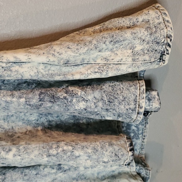 Roma Studio Medium Wash Denim Dress - Picture 3 of 8